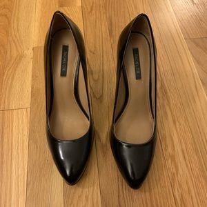 Rachel Zoe Black pointed toe heels
